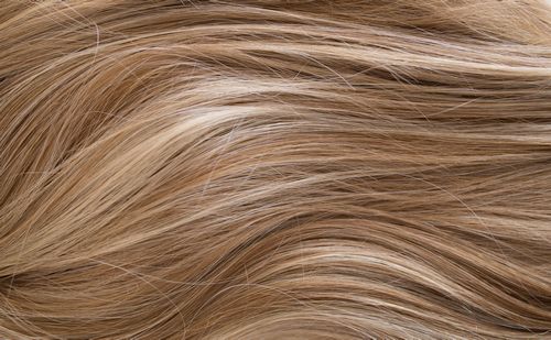 Tamaki A757G medium brown roots with light brown and blonde highlights